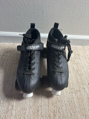 Men’s Bullet Black Roller Skates - Classic Quad Skates